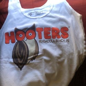 Hooters uniform tanktop